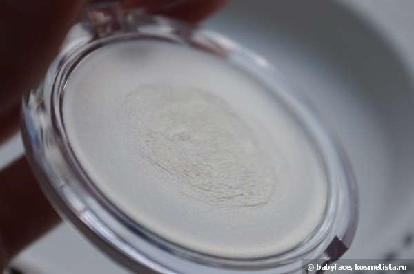 Переходи на сторону света... Essence Soo Glow! Cream to Powder Highlighter 10 Look on the bright side