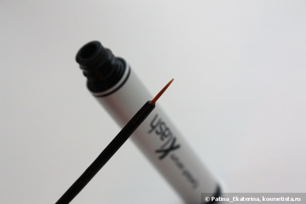 Almea Eyelash Serum Xlash