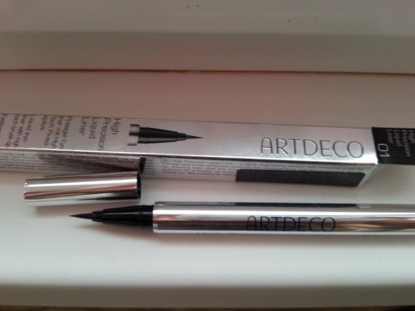 Подводка для глаз ArtDeco High Precision Liquid Liner. Тон 1. (Черный)