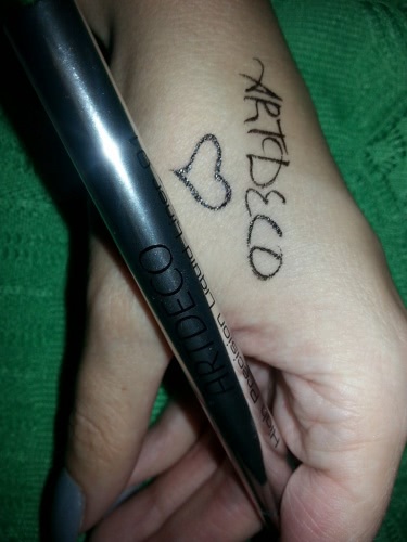 Подводка для глаз ArtDeco High Precision Liquid Liner. Тон 1. (Черный)