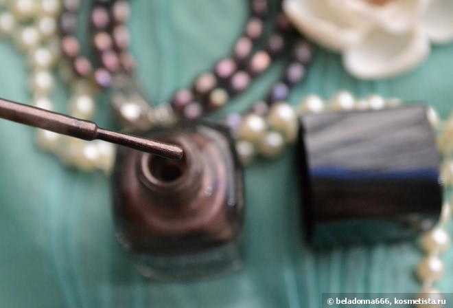 Летние красавцы Chanel: Le Vernis #697 Terrana и Stylo Eyeshadow Fresh Effect #127 Laurier rose