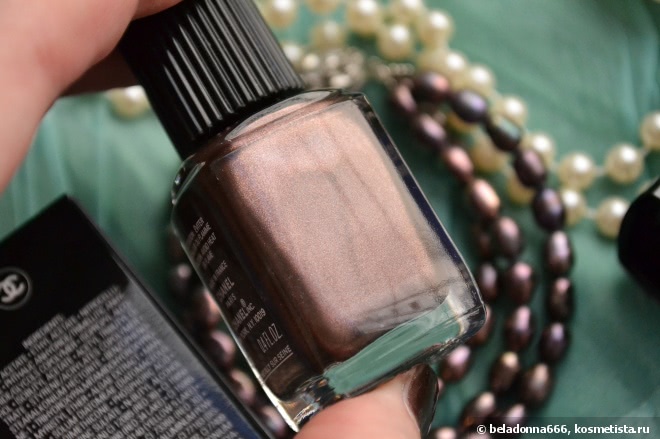 Летние красавцы Chanel: Le Vernis #697 Terrana и Stylo Eyeshadow Fresh Effect #127 Laurier rose