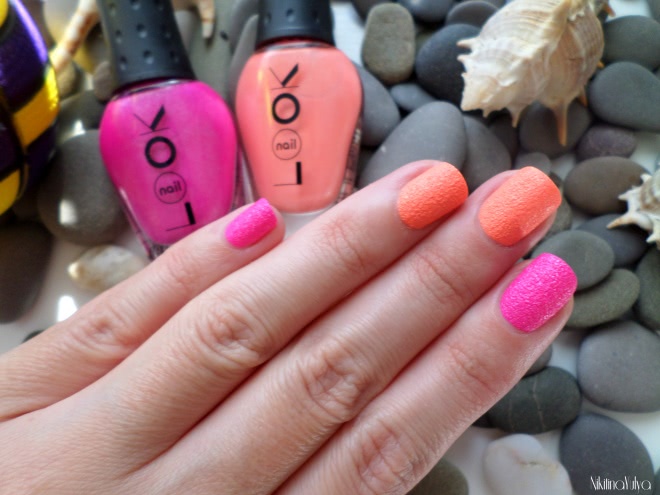Лак-песок для ногтей NailLook Hot Neons # 31089 Miami Beach, # 31091Think Pink