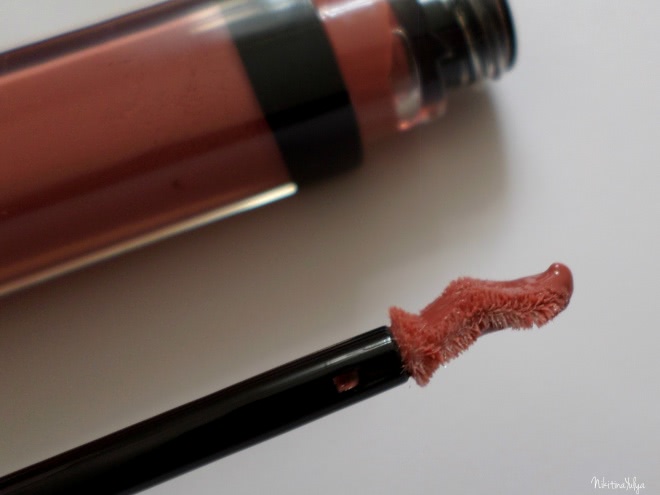 Мега-блеск для губ L'Oreal Paris Infaillible Xtreme Resist #109 Fight For It (