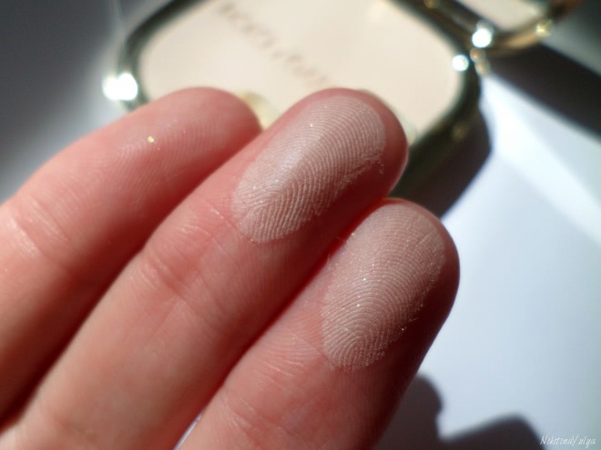 Пудра-иллюминатор Dolce & Gabbana Glow Illuminating Powder в оттенке #4 Luna