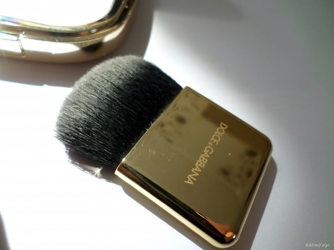 Пудра-иллюминатор Dolce & Gabbana Glow Illuminating Powder в оттенке #4 Luna