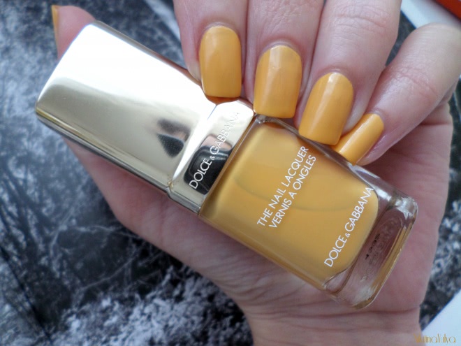 Лак для ногтей Dolce & Gabbana Intense Nail Lacquer № 813 Sole (Dolce&Gabbana MakeUp Colour Spring 2015) + слайдер-дизайн Milv № 391