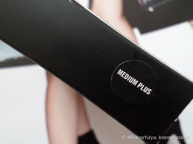 Устойчивая компактная пудра MAC Pro Longwear Powder/Pressed в оттенке Medium Plus