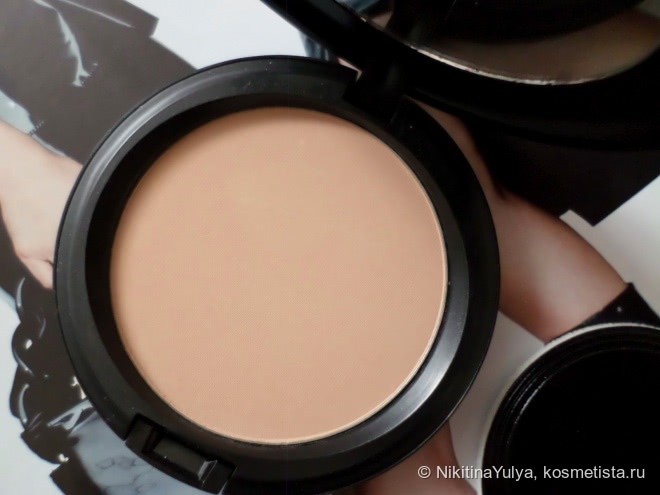 Устойчивая компактная пудра MAC Pro Longwear Powder/Pressed в оттенке Medium Plus