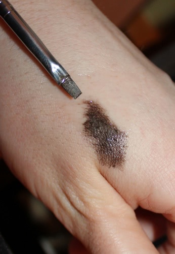 Еще один способ использования Duraline от Inglot. Кодовое слово