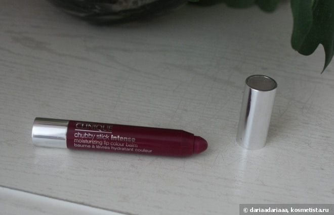 Осенний Clinique Chubby Stick Intense Moisturizing Lip Colour Balm в оттенке 08 Grandest Grape