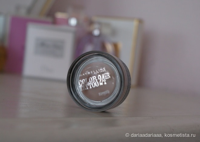 И тени, и база - Maybelline Color Tattoo # 91 Creme De Rose