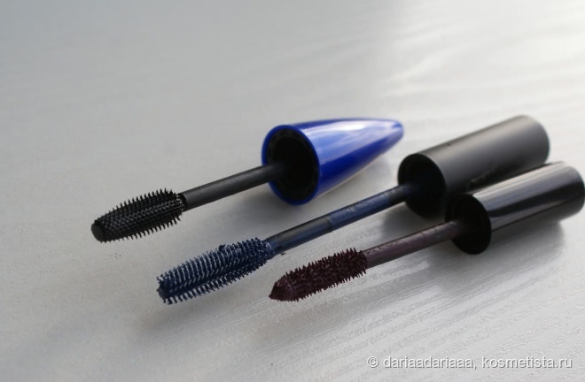 Тушь для ресниц Maybelline New York Volum' Express Rocket black