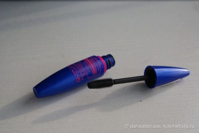 Тушь для ресниц Maybelline New York Volum' Express Rocket black