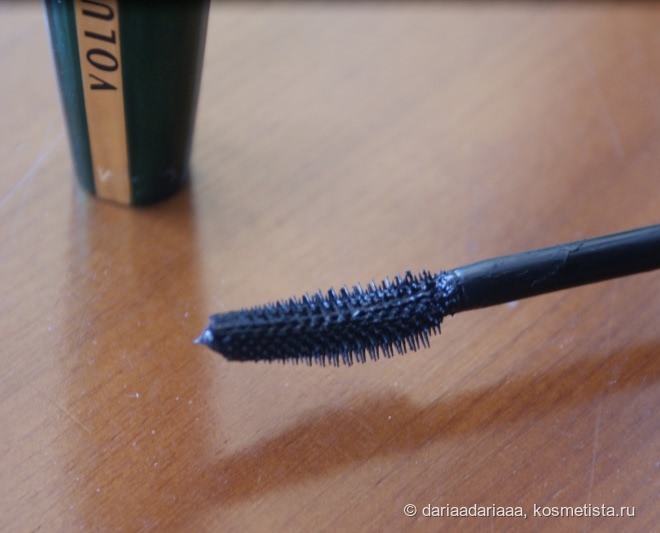 L'Oreal Volume Million Lashes Feline in Noir/Black