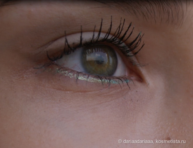 L'Oreal Volume Million Lashes Feline in Noir/Black