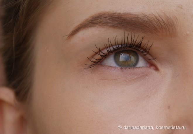 L'Oreal Volume Million Lashes Feline in Noir/Black