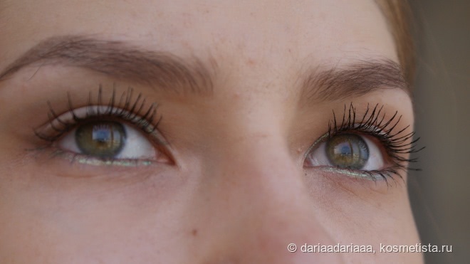 L'Oreal Volume Million Lashes Feline in Noir/Black