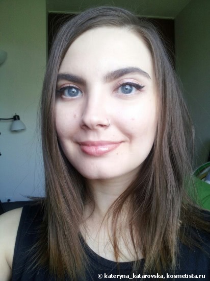 Сочное лето с блесками Shiny Kiss Flavored Gloss - Beauty Rush - Victoria's Secret (оттенки Razzberry Ice, Sugar High, Midnightini, Grapefruit Blast)