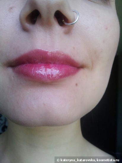 Сочное лето с блесками Shiny Kiss Flavored Gloss - Beauty Rush - Victoria's Secret (оттенки Razzberry Ice, Sugar High, Midnightini, Grapefruit Blast)