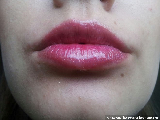 Сочное лето с блесками Shiny Kiss Flavored Gloss - Beauty Rush - Victoria's Secret (оттенки Razzberry Ice, Sugar High, Midnightini, Grapefruit Blast)