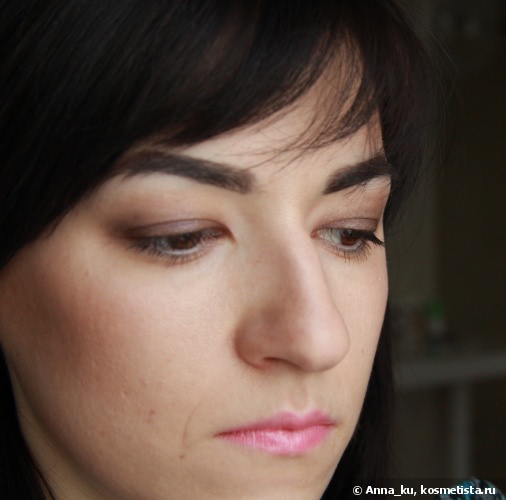 Collistar Twist Ultra-Shiny Eye Shadow with crystal pearls в оттенках 107 Granato и 103 Quarzo