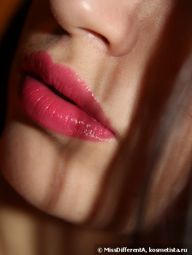 Неожиданный подарок - Помада Dior Rouge Dior Baume Natural Lip Treatment Couture Colour #568 Rose Rose