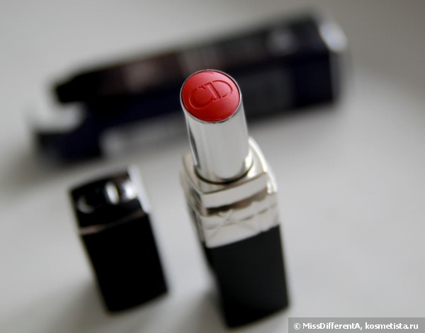 Неожиданный подарок - Помада Dior Rouge Dior Baume Natural Lip Treatment Couture Colour #568 Rose Rose