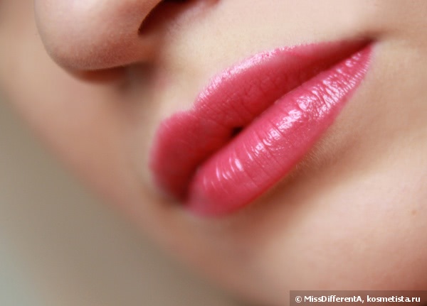 Неожиданный подарок - Помада Dior Rouge Dior Baume Natural Lip Treatment Couture Colour #568 Rose Rose