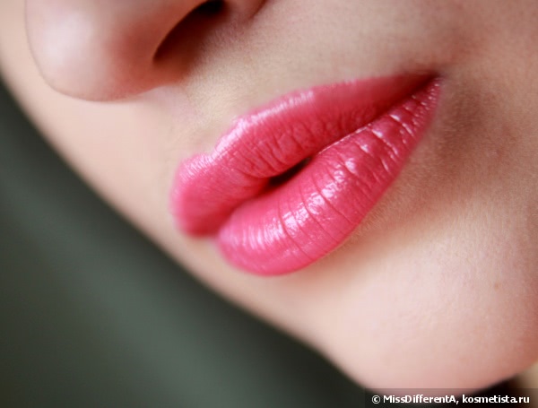 Неожиданный подарок - Помада Dior Rouge Dior Baume Natural Lip Treatment Couture Colour #568 Rose Rose