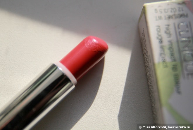 Повседневный красный Clinique Hight Impact Lip Colour #18 Magenta Rose
