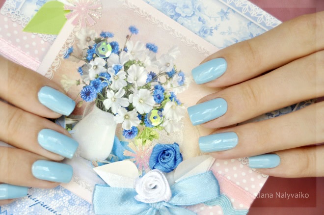 Весеннее небо. Лак для ногтей Flormar Nail Enamel в оттенке №423
