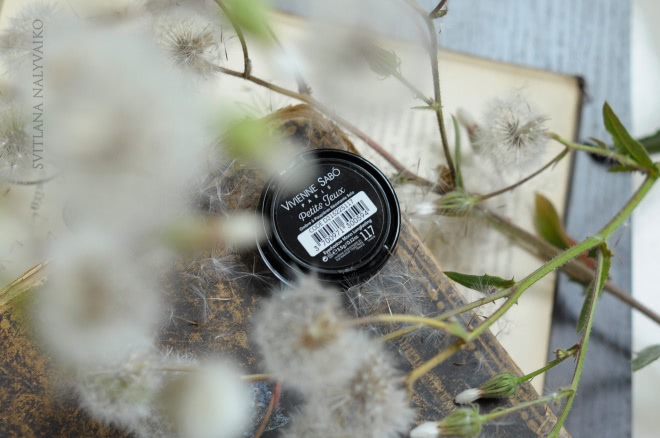 Бронзовая патина. Устойчивые моно-тени для век Vivienne Sabo Paris Petite Jeux Eye Shadow Longlasting в оттенке 117