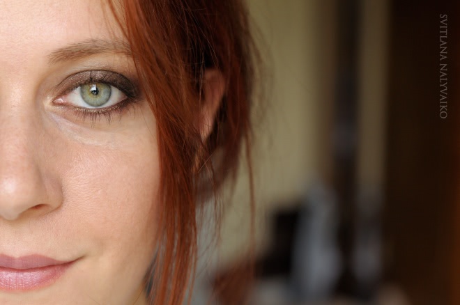 Бронзовая патина. Устойчивые моно-тени для век Vivienne Sabo Paris Petite Jeux Eye Shadow Longlasting в оттенке 117
