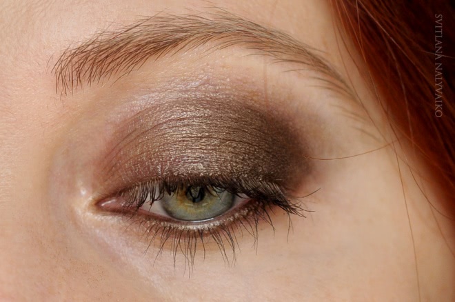 Бронзовая патина. Устойчивые моно-тени для век Vivienne Sabo Paris Petite Jeux Eye Shadow Longlasting в оттенке 117