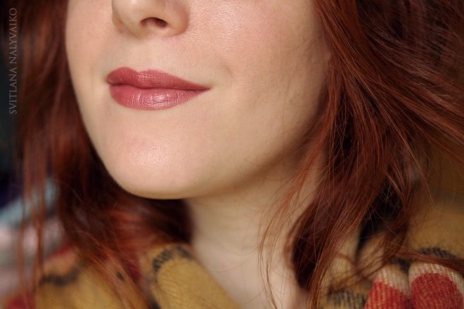 Редкий nude в моей косметичке: помада Maybelline Hydra Extreme в оттенке 670 Natural Rosewood