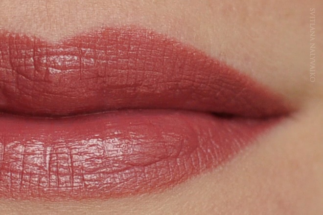 Редкий nude в моей косметичке: помада Maybelline Hydra Extreme в оттенке 670 Natural Rosewood