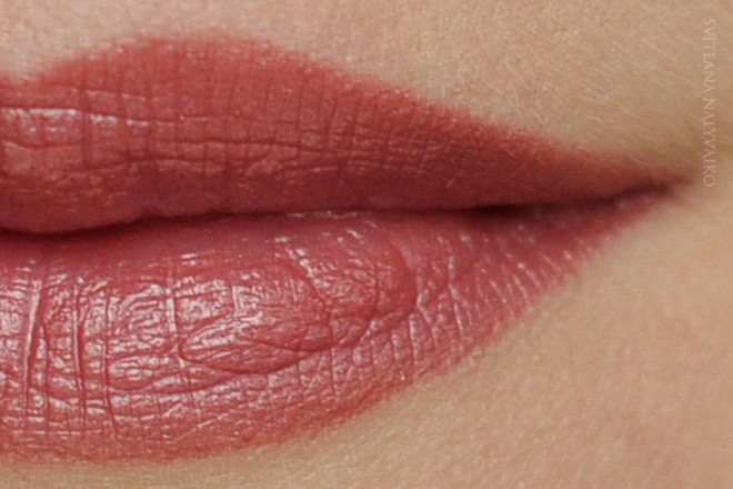 Редкий nude в моей косметичке: помада Maybelline Hydra Extreme в оттенке 670 Natural Rosewood