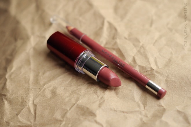Редкий nude в моей косметичке: помада Maybelline Hydra Extreme в оттенке 670 Natural Rosewood