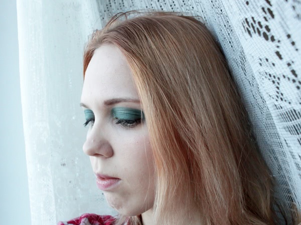 Тени для век H&M High Impact Eye Colour - The New Yew