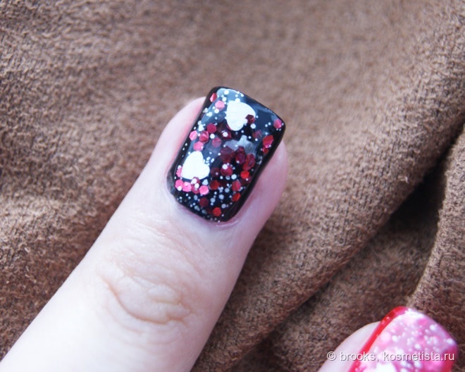 Naillook by Cosmopolitan. Заслуживает ли внимания?