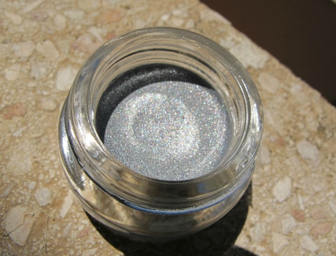 Моя прелесть Pupa Sporty Chic Vamp! Cream Eyeshadow 001 Purity Seal