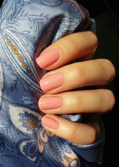 Абрикосовая нежность с лаком Ja-De в оттенке Apricot glow