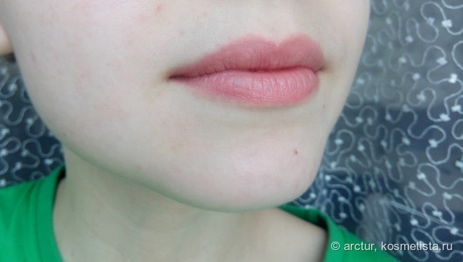 Новинка от Clinique - Pop Glaze Sheer Lip Colour + Primer в оттенке 02 Melon Drop Pop
