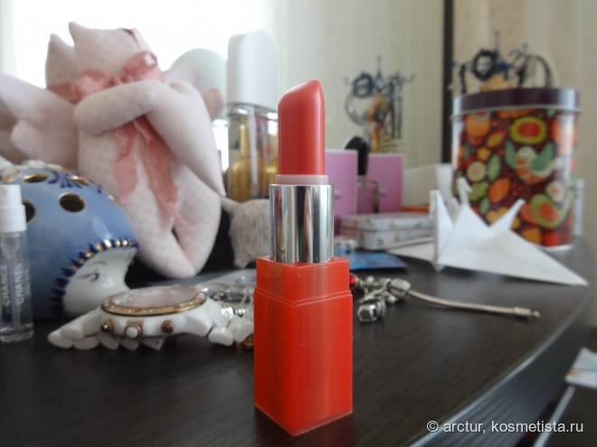 Новинка от Clinique - Pop Glaze Sheer Lip Colour + Primer в оттенке 02 Melon Drop Pop