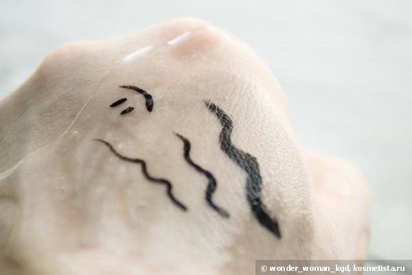 Маленькая,да удаленькая подводка Essence Liquid ink eyeliner waterproof