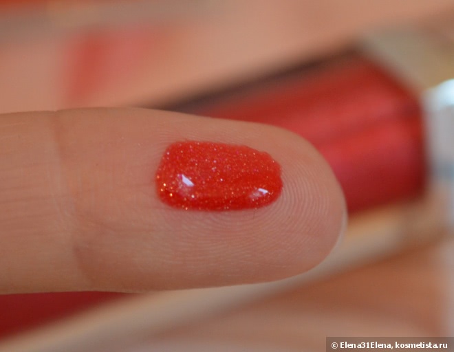 Красавица и чудовище с Dior Addict Gloss Mirror Shine Volume And Care