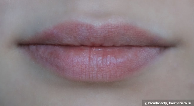 Матовая помада Mac Matte Lipstick Rouge A Levres Russian RED