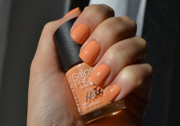 Rimmel salon pro в оттенке 705 Reggae splash