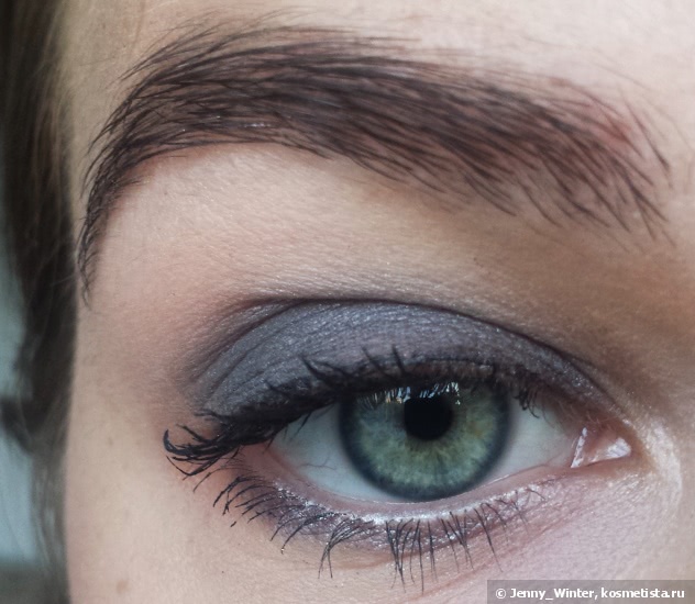 Элегантная меланхолия с Clarins Ombre Minerale Mineral Eyeshadow Smoothing & Long-Lasting #10 Slate Blue